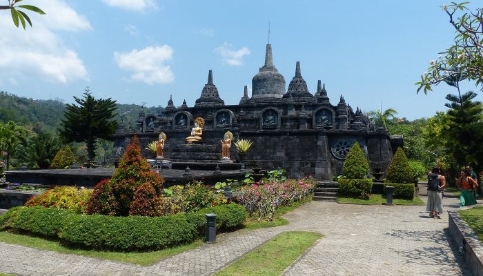 Brahma Vihara Arama (Buddhist Temple)