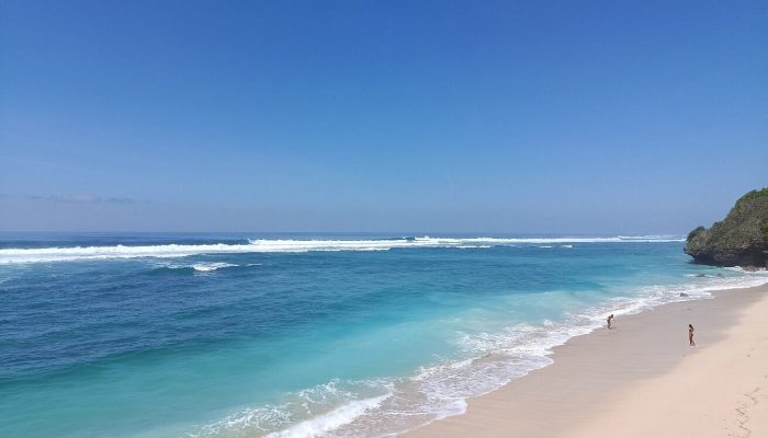 gunung payung beach