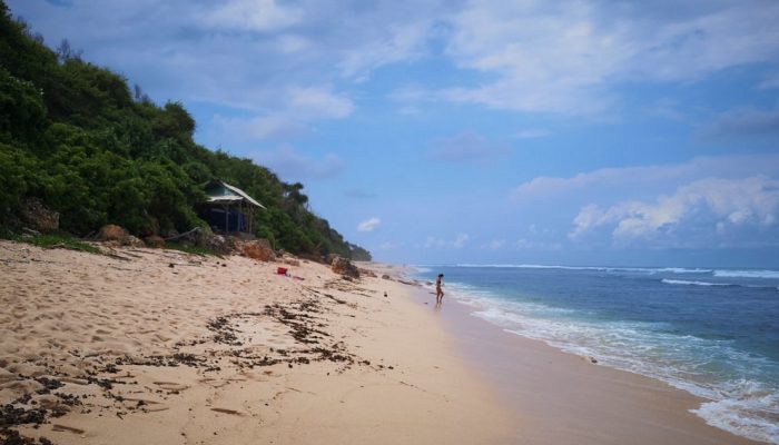nyang nyang beach